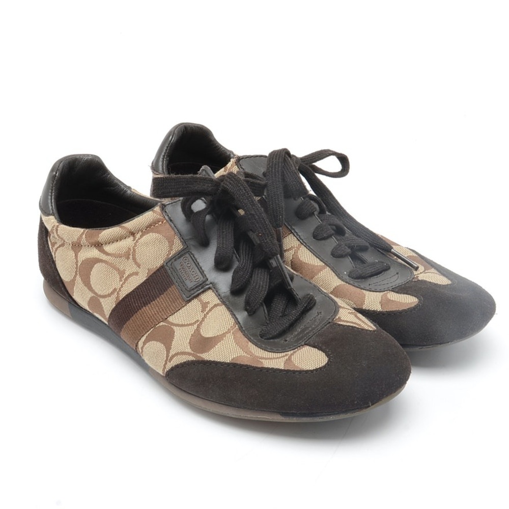 NWOB classic vintage Coach Joss sneakers size 8. Worn around the store only.